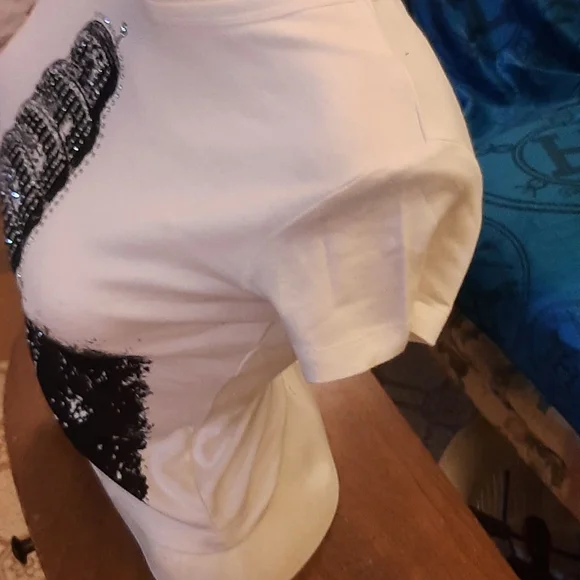 DOMINIC TEE - Picture 2 of 4